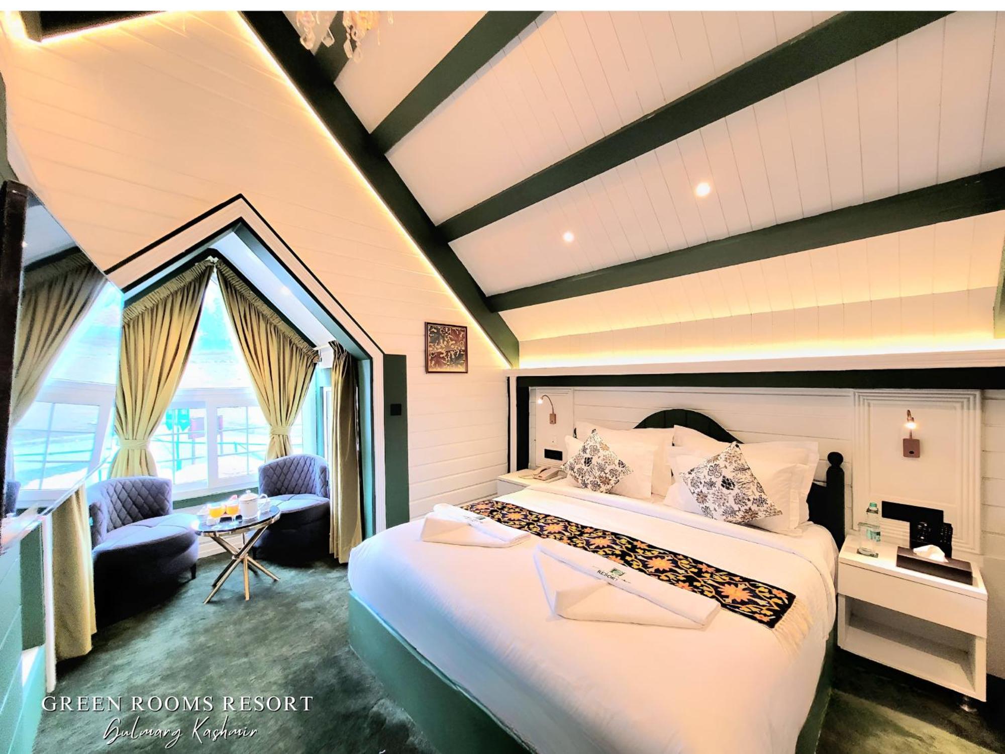Green Rooms Resort グルマルグ エクステリア 写真